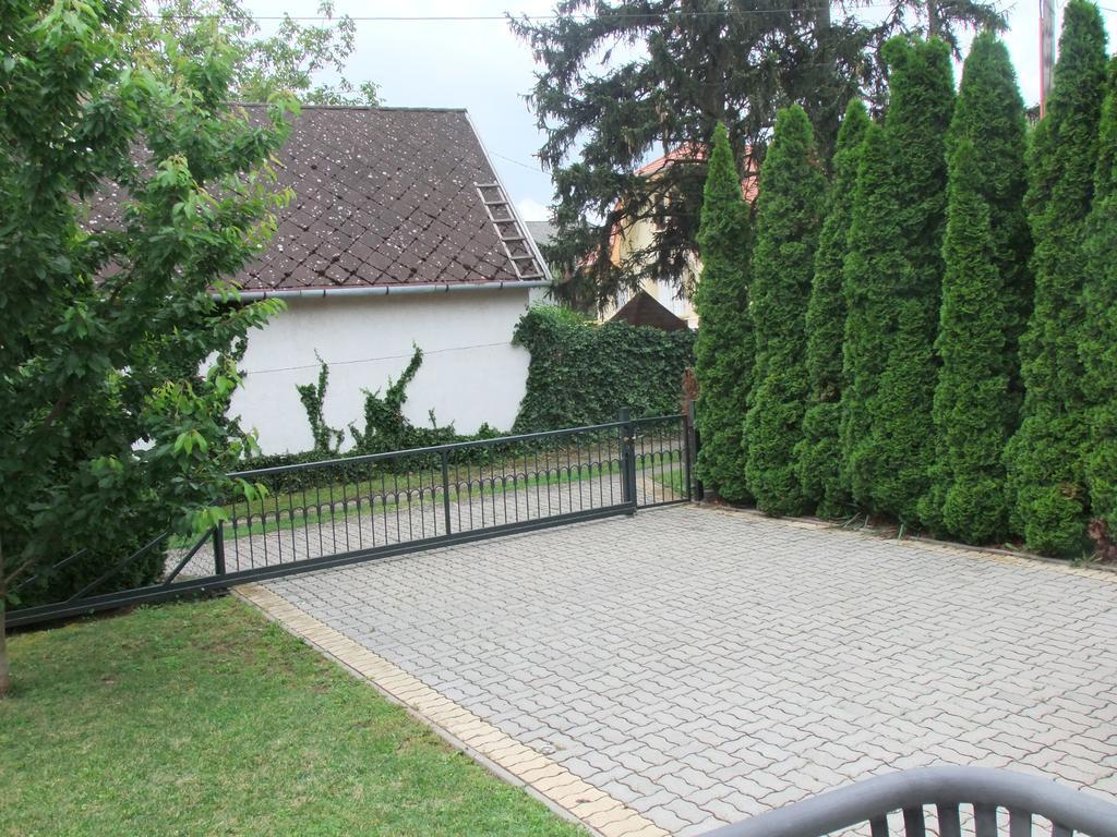 Levente Apartman Balatongyörök المظهر الخارجي الصورة
