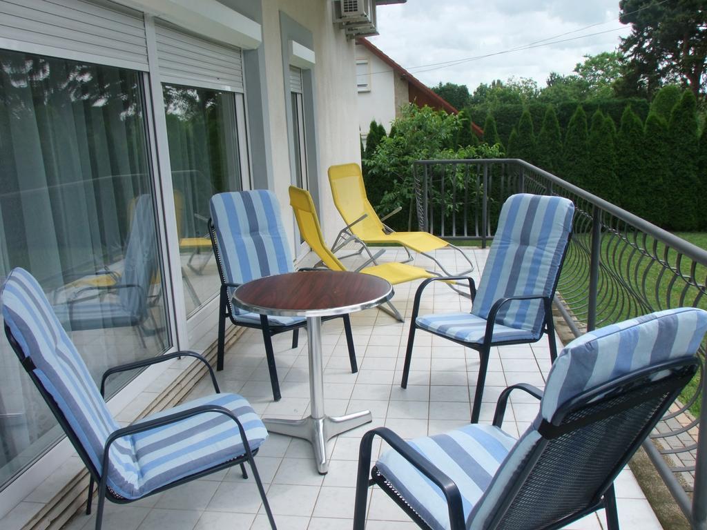 Levente Apartman Balatongyörök المظهر الخارجي الصورة